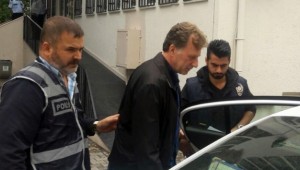 İsmail Demiriz Fetö soruşturmasında Bakırköy'de gözaltına alındı