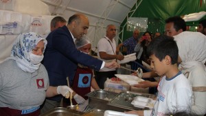 Bakırköy Belediyesi'nden her gün 10 bin kişiye iftar yemeği