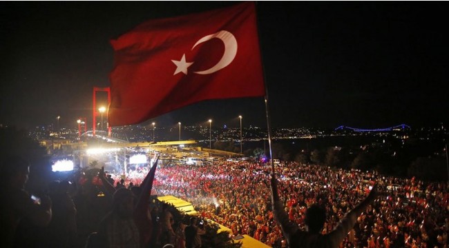 Yaşasın Cumhuriyet, yaşasın demokrasi