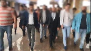 Bakırköy 'de Koca AVM'yi haraca bağlamışlar