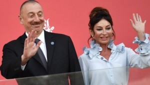 Guardian: 'Azerbaycan 2,9 milyar doları kara para aklama ve lobi faaliyetleri için kullandı'