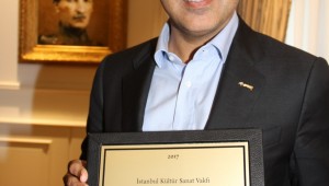 BAKIRKÖY BELEDİYESİ, HEM OYUN İLE HEM DE SALONLARIYLA İSTANBUL TİYATRO FESTİVALİNDE