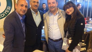 CHP PM ÜYESİ ALİ ÖZTUNÇ ,AŞIK MAHZUNİ KİTABINI ÇIKARTTI