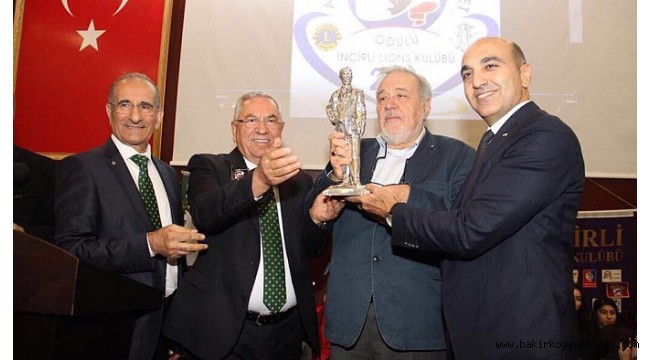 Bakırköy'de Prof.Dr.İlber Ortaylı'ya 'Atatürkçü Düşünceye Hizmet Ödülü'