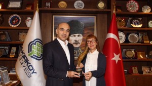 BAŞKAN DR.KERİMOĞLU'NA BİR ÖDÜL DAHA