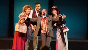 BAKIRKÖY BELEDİYE TİYATROLARINI ,İSTANBUL'UN BİR UCUNDAN İZLEMEYE GELİYORLAR