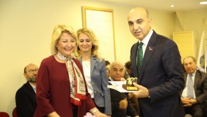  BAŞKAN DR.KERİMOĞLU'NA ,STK'LARDAN BİR ÖDÜL DAHA GELDİ