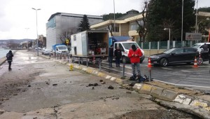 Sabah Şoku! İstanbul Sahil Yolu Çöktü