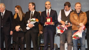 BAKIRKÖY'DE 25. TROYA KÜLTÜR-SANAT ÖDÜLLERİ SAHİPLERİNİ BULDU