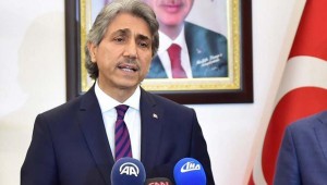 Son dakika.. Fatih Belediye Başkanı Demir istifa etti