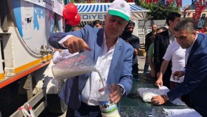 Bakırköy'de 30 Ton Çiğ Süt Vatandaşlara Dağıtıldı