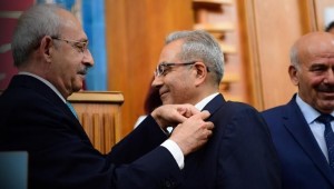 Ülkücü camiadan CHP'ye sürpriz katılım