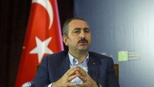 Adalet Bakanı'ndan dikkat çeken çıkış: Selahattin Demirtaş, CHP istediği için içeride