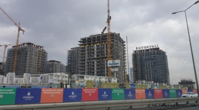 AKP'Lİ BAKANLIKTAN , BAKIRKÖY SAHİLİNDE BETON DUVARLARA DEVAM