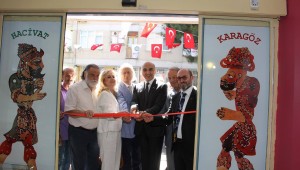 Bakırköy'de "Mizah Müzesini "Başkan Dr.Kerimoğlu açtı