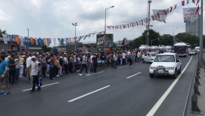 İnce'nin mitingine gidemeyenler İDO'ya isyan etti