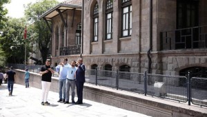 Zafer Kutlaması İçin Birinci Meclis Önünde Hazırlıklar "TAMAM"