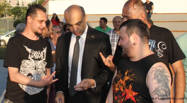 BAKIRKÖY'DE ROCK FIRTINASI ESTİ