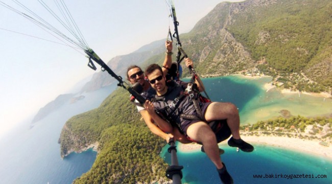 Bakırköy Görme Engelliler Spor ve Sanat Kulübü Yamaç Paraşütüyle Uçtu