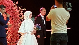 MAHMUT GÜRCAN KIZINI EVLENDİRDİ