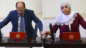 Terörist cenazesine katılan HDP'li vekiller