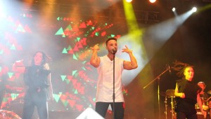 BAKIRKÖY'DE GÖKHAN ÖZEN RÜZGARI ESTİ