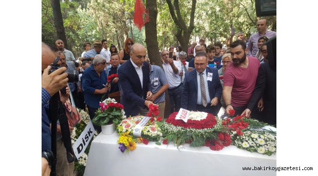 Bakırköy'de Tarık Akan ölümünün 2. yılında anıldı