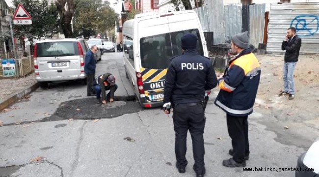 Bakırköy'de Yolda Çökme