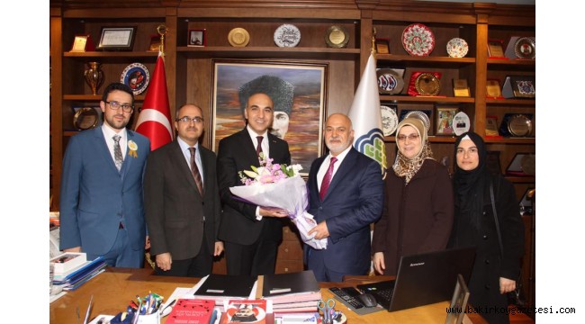 BAKIRKÖY MÜFTÜSÜ BAŞKAN DR. KERİMOĞLU'NU ZİYARET ETTİ