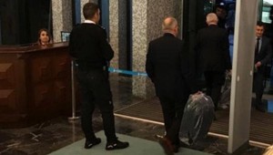 İSKİ 1000 liralık çanta hediye etti! AKP'lisi, CHP'lisi, MHP'lisi… Hepsi aldı…