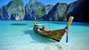 Zabıta müdürü ile asistanın Tayland'da ne işi var?