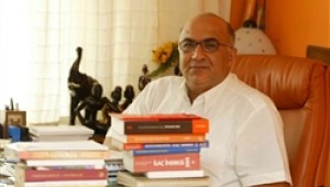 BAKIRKÖY'DE PROF. DR. ARİF VERİMLİ'DEN PANİK ATAK, TAKINTILAR VE TEKRARLAR PANELİ