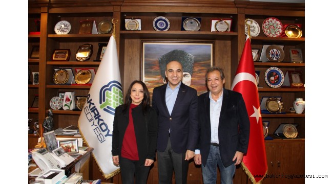 BAKIRKÖY'DE YASEMİN YALÇIN VE İLYAS İLBEY SAHNE 74 'DE