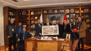 BAŞKAN DR. KERİMOĞLU'NU ,GAZİLER VE ŞEHİT AİLELERİ VAKFI ZİYARET ETTİ