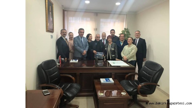 Hikmet Çetin ,Ülke Politikaları Vakfı 'ÜPV ziyaret etti