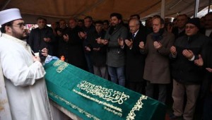 KILIÇDAROĞLU'NUN ACI GÜNÜ! BAKIRKÖY'DE CENAZEYE KATILDI