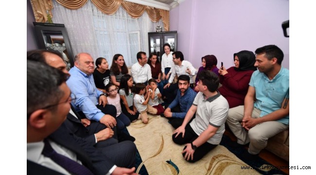 EKREM İMAMOĞLU İFTARI TAYYİP ERDOĞAN'LA BİRLİKTE AÇTI!