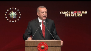 Erdoğan: Hâkim ve savcı yardımcılığı geliyor