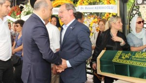 Bakırköy Belediyesi Başkan Danışmanı Mehmet Akyüz'ün annesi son yolculuğuna uğurlandı