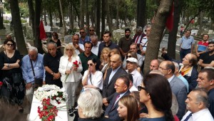 Bakırköy'de Tarık Akan ölümünün üçüncü yılında anılıyor!