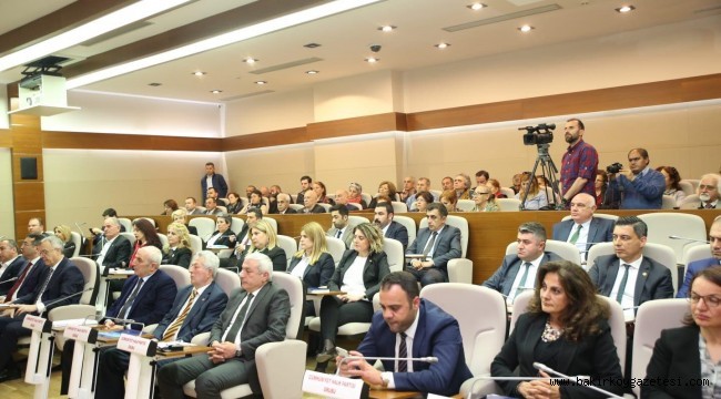 BAKIRKÖY 'DE BELEDİYE MECLİSİ İMAR PLANLARI İÇİN SİYASİ PARTİLER ORTAK HAREKET EDECEK!