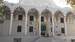 Bakırköy Yenimahalle Camii ibadete kapatıldı