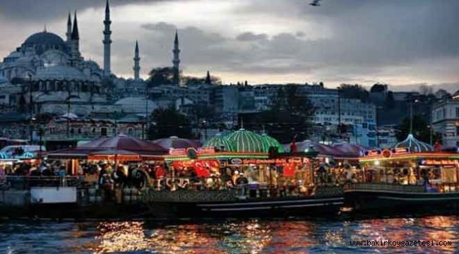 Eminönü'nde balık-ekmek tarih oluyor...