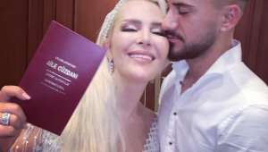 MAGAZİN DÜNYASININ ÇÜRÜMÜŞLÜĞÜNÜN RESMİ SELİN CİĞERCİ DÜĞÜNÜ!