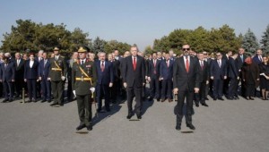 Recep Tayyip Erdoğan'ın, CHP Genel Başkanı ve kurmaylarıyla selamlaşmadı