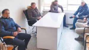 AKP'li başkan kendisine oy vermeyen çalışanları boş odaya sürdü