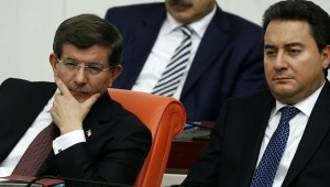 Babacan ve Davutoğlu'nun temasta olduğu Kürt siyasetçiler ortaya çıktı