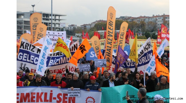 BAKIRKÖY'DE BİNLER SESLENDİ 'İNSANCA YAŞAMAK İSTİYORUZ'