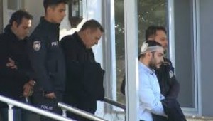 BAKIRKÖY'DE KOMŞUSUNA SALDIRAN BABA VE 2 OĞULA 11 YIL HAPİS İSTEMİ!