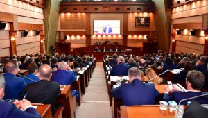 İBB Meclisi'nde gerginlik: AKP'li belediyeler yine İBB'ye ait taşınmazları talep etti